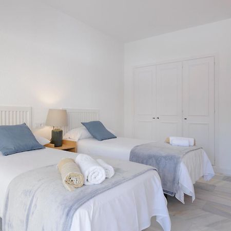 Jardines Del Mar Apartments Марбелья Экстерьер фото