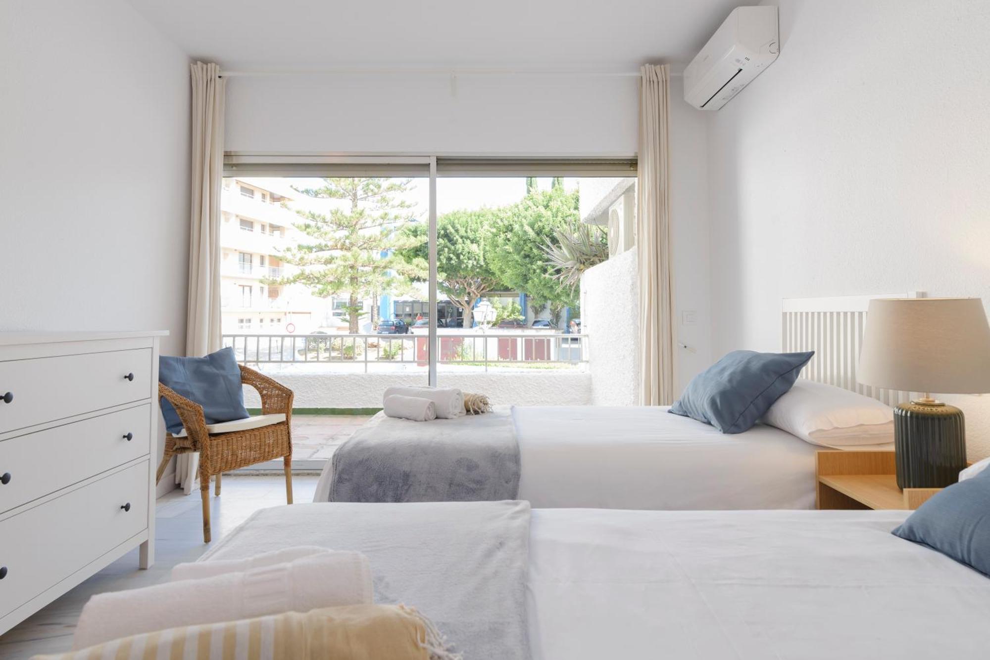 Jardines Del Mar Apartments Марбелья Экстерьер фото